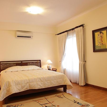 Mayfair Hanoi Room photo