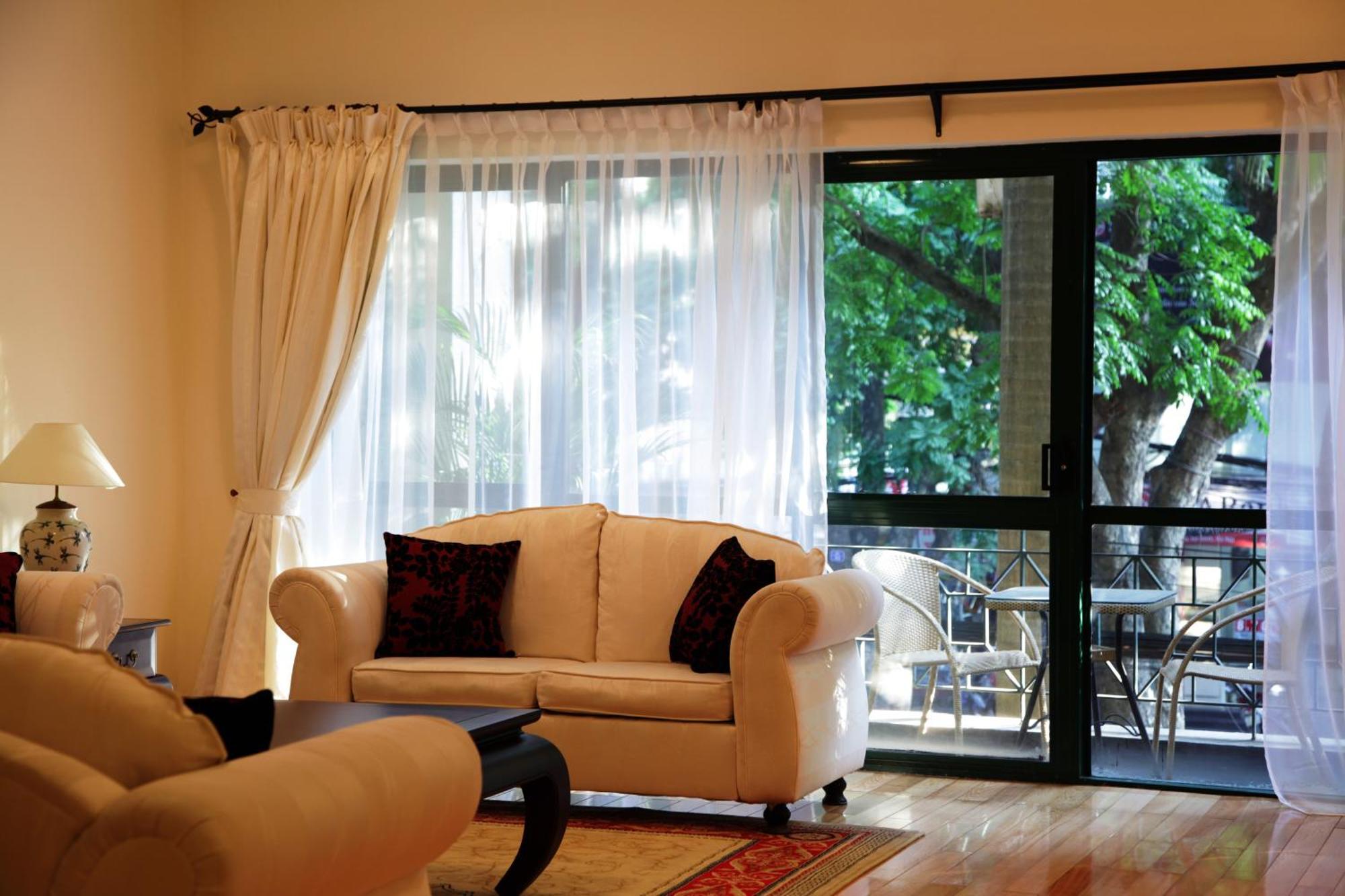 Mayfair Hanoi Room photo